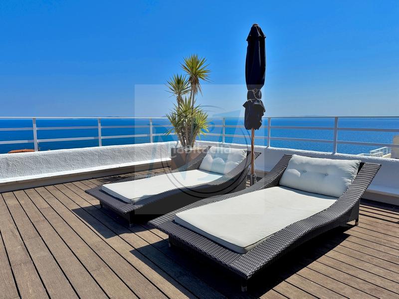 Foto a0950cc5-2088-4521-a2af-152a955a367d. Piso atico + solarium superbe vue mer 180°, 2ème ligne en Roses