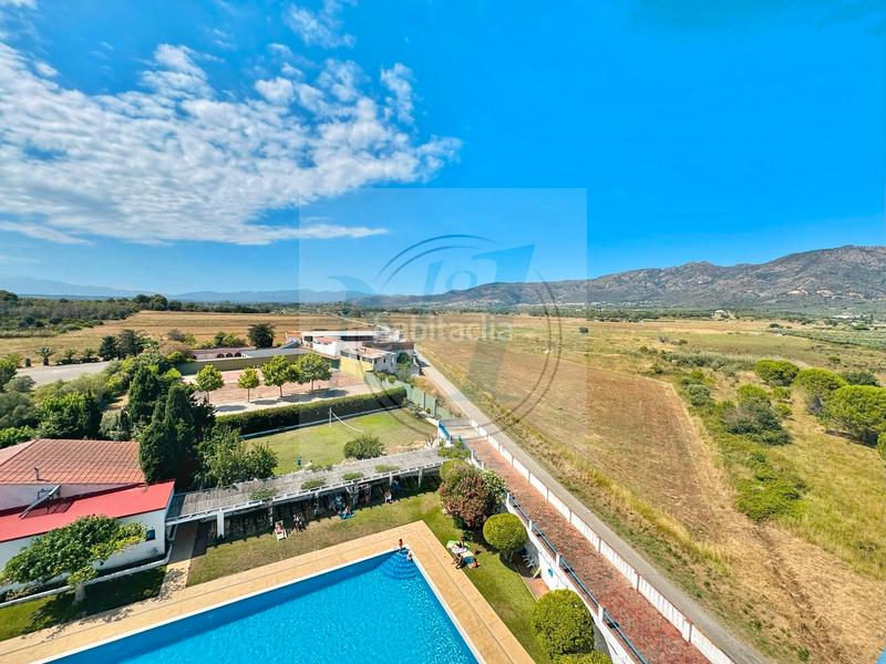 Foto 045d1557-735a-4662-ad44-5d85e40a295d. Piso idéal investissement !! studio rénové, licence hutg en Roses