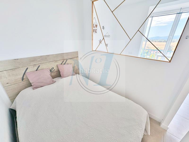 Foto 44bfe865-e73f-4d09-9fed-6f8f75ed3d6e. Piso idéal investissement !! studio rénové, licence hutg en Roses