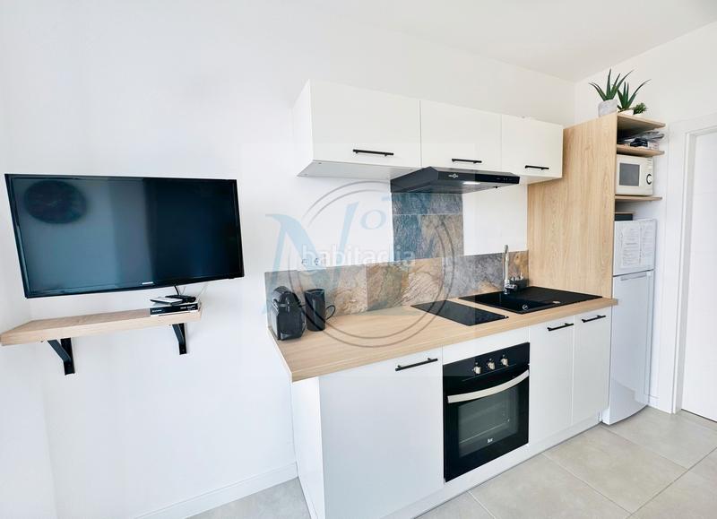 Foto 4814f534-52ac-4443-a707-0e7cd80178a0. Piso idéal investissement !! studio rénové, licence hutg en Roses