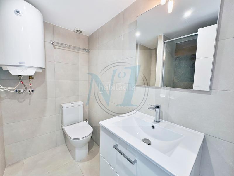 Foto a854bc39-8d3e-4cb0-b55c-b726c6cbde88. Piso idéal investissement !! studio rénové, licence hutg en Roses