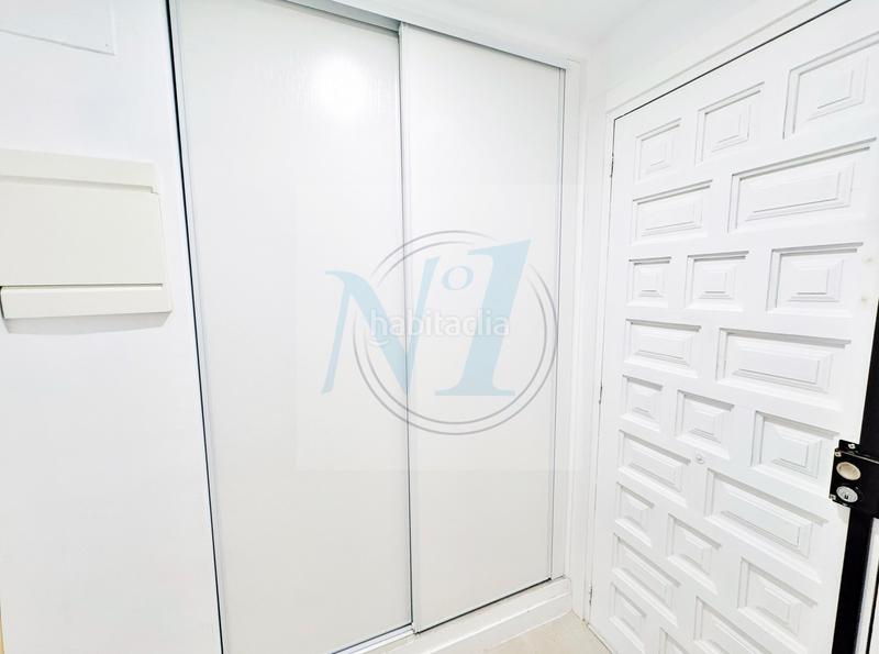 Foto cd80e138-7249-423e-ad41-660fae40b2b0. Piso idéal investissement !! studio rénové, licence hutg en Roses