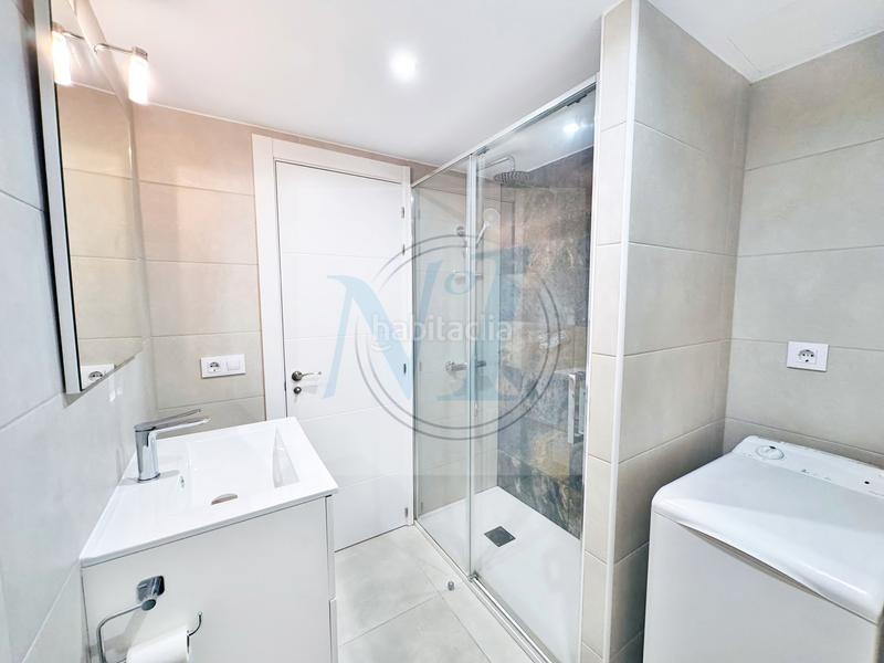 Foto e8a01152-5f86-4fc9-a420-a64c06f5d1d5. Piso idéal investissement !! studio rénové, licence hutg en Roses