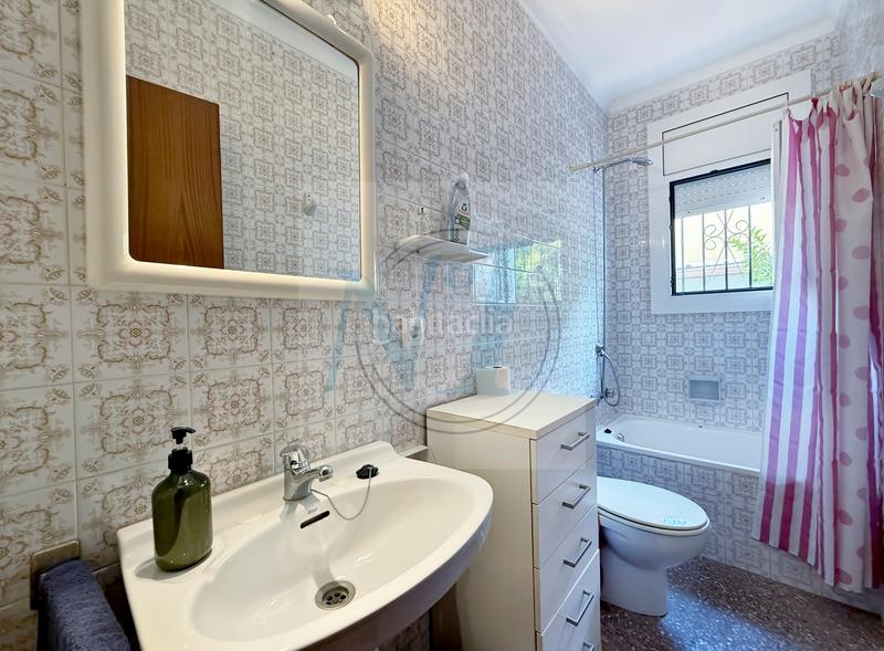 Foto b87d1fbb-72bb-4d70-9f6d-147cde191a80. Casa charmante maison individuelle, plain-pied en Empuriabrava