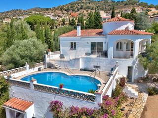 Casa a Palau-saverdera. Exceptionnelle villa vue mer, grand terrain