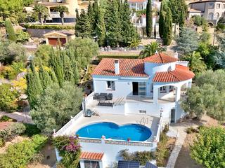 Casa a Palau-saverdera. Exceptionnelle villa vue mer, grand terrain