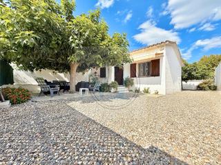 Haus in Carlit - Montseny. Jolie maison plain-pied, expo sud-ouest