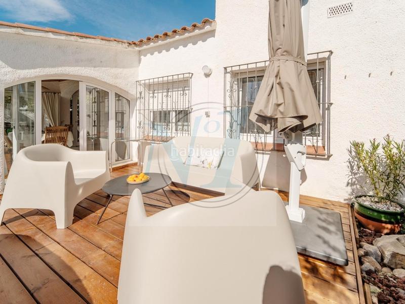 Foto 742d74a9-3fb6-4bbf-839a-d7d66b455dc9. Casa rare ! jolie villa plain-pied, plage 300m en Empuriabrava