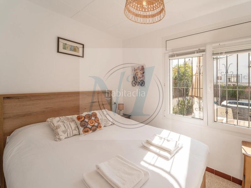 Foto 751d7681-15be-4185-aedd-f885cc60da39. Casa rare ! jolie villa plain-pied, plage 300m en Empuriabrava