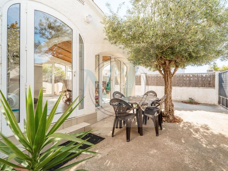 Foto ce32357b-d816-4760-b40f-d2008a63d5e9. Casa rare ! jolie villa plain-pied, plage 300m en Empuriabrava