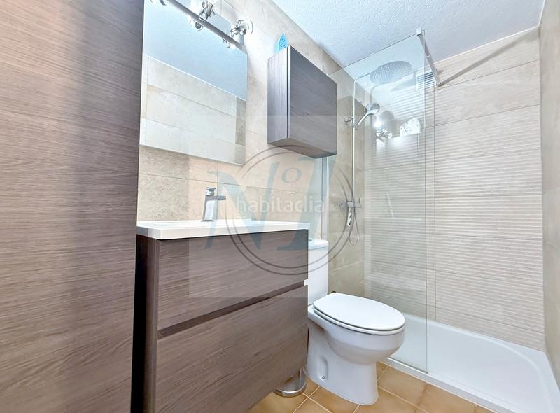 Foto 524ff6d8-befd-466b-804c-5c2c456e4ec1. Piso confortable atico, parking privé, plage 250m en Roses