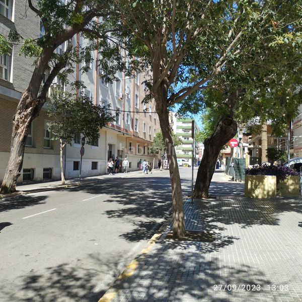 Foto ea735be8-42ae-49db-8560-fc6185dc4695. Miete geschäftsraum in calle adolfo vila valencia 23 in Cádiz