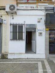 Lloguer Local Comercial a Avenida de la marina 23. Local en avenida de la marina