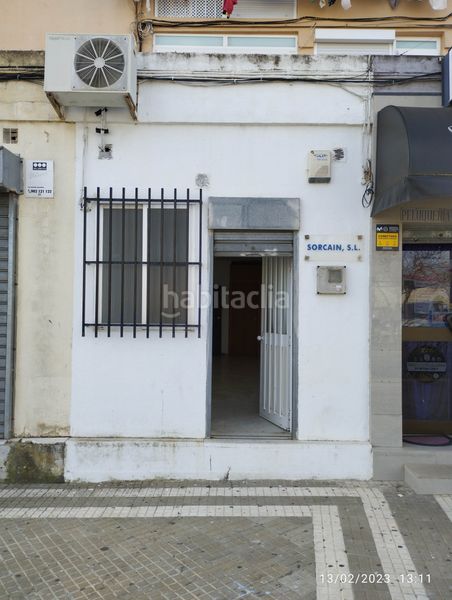 Foto 00aefc5d-7250-421c-bec2-ffab93928b62. Rent business premise in avenida de la marina 3 in San Fernando