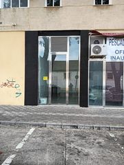 Locale commerciale in El Juncal - Vallealto