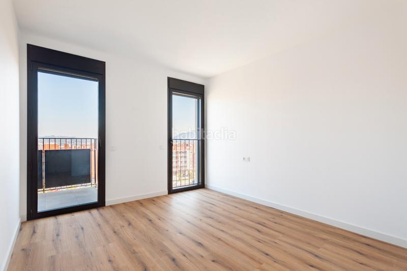 Foto c2d9590b-f886-457c-a429-18b96f5b4bc6. Promoción El Parc de la Sinia en Martorell. Edificio viviendas de obra nueva