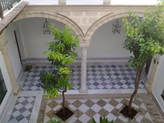 Location Appartement à Calle san francisco 9-14. Casa palacio plaza de toros