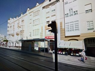 Lloguer Aparcament de moto a Calle murillo 18. Plaza de moto murillo esquina real