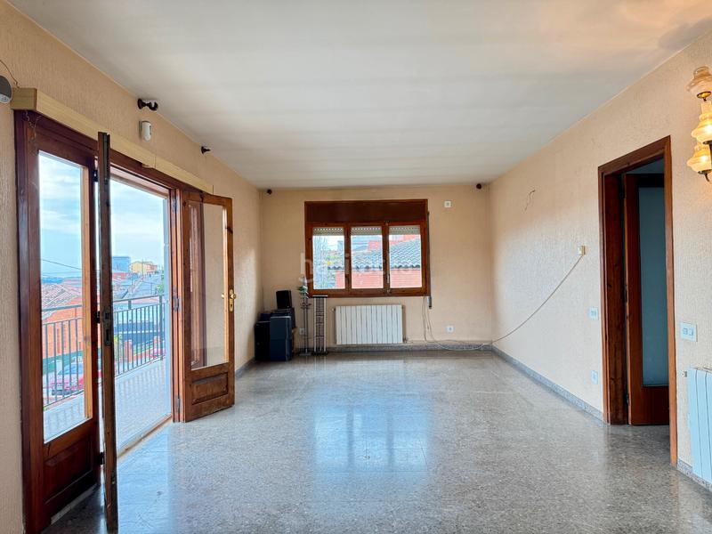 Foto 4dacbd39-f99c-4521-9de6-c14d037d2fef. Xalet amb calefacció aparcament a Castellbisbal