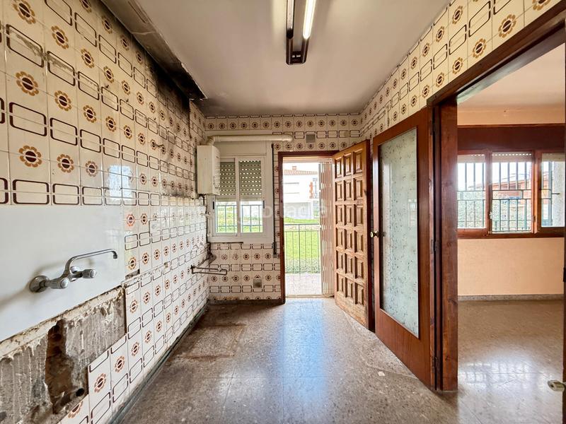 Foto 7327f924-1617-4da0-8565-bdbb7df5ff69. Xalet amb calefacció aparcament a Castellbisbal