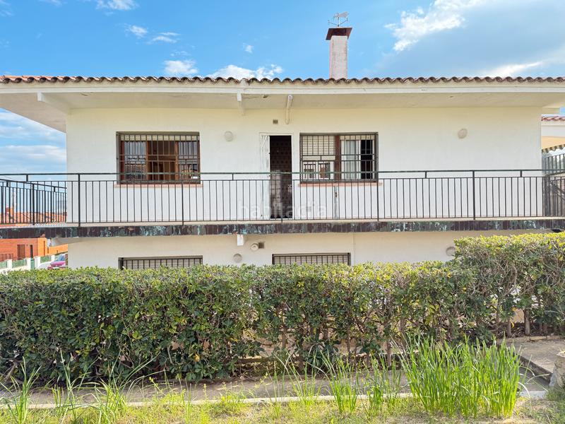 Foto a24b815c-b6a6-4f08-9fd3-5a2554ed20b4. Xalet amb calefacció aparcament a Castellbisbal