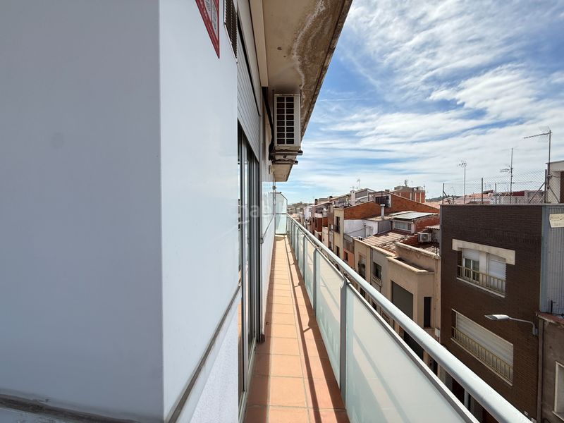 Foto 8b407052-fc74-45f0-90fb-aff750dd712e. Dúplex amb calefacció aparcament a Segle XX Terrassa