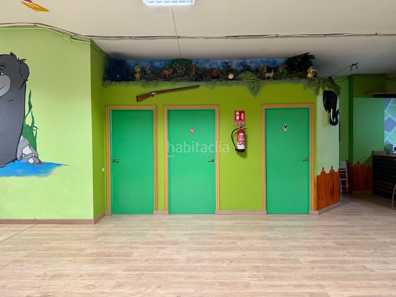 Foto 44098543-d6dc-4294-ab93-d49bbe47e4a0. Local comercial amb calefacció a La Cogullada Terrassa