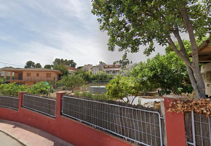 Foto fc085c4f-f16d-4764-b0e5-ee518205070d. Terreno residencial en Abrera
