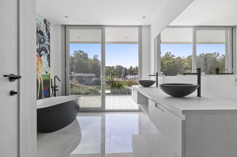 Foto 67e2bd26-5ccf-4774-89fb-767bd03e9692. Casa con parcheggio piscina in Nueva Alcántara Marbella