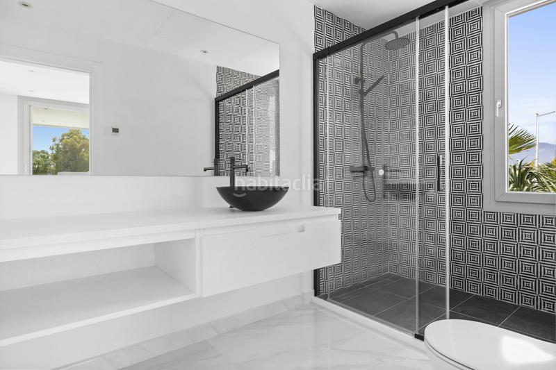 Foto f68124c0-eb37-4089-9f6d-f0f9fe601315. Casa con parcheggio piscina in Nueva Alcántara Marbella