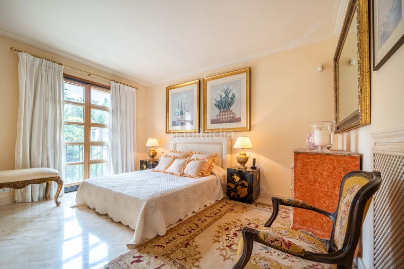 Foto 653693c7-8896-46a9-a5ac-45f60e93b59c. Casa amb aparcament piscina a Las Brisas Marbella