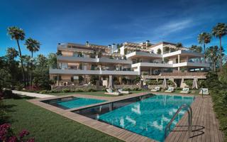 Ground floor in Romana Playa. Apartamento en planta baja en cerrado de elviria, marbella este