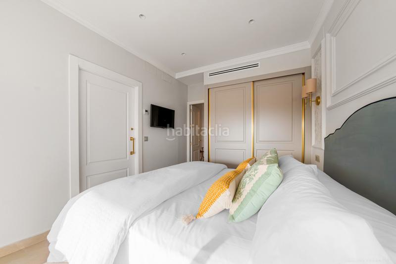 Foto 569d7d14-445a-4a78-9bbb-269ea8b2e56d. Alquiler ático exclusivo apartamento en la milla de oro en Marbella