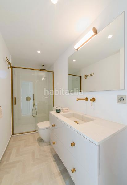 Foto c395c762-d98a-48e3-930b-a4a8c564cf96. Alquiler ático exclusivo apartamento en la milla de oro en Marbella