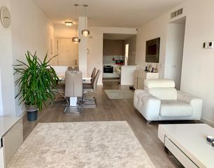 Lloguer Apartament a Nueva Andalucía centro. Lujoso y contemporáneo apartamento en nueva andalucía