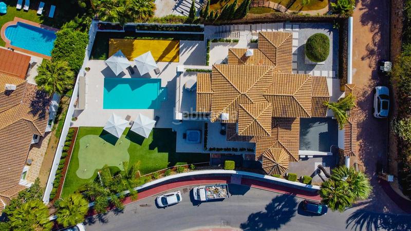 Foto 72c04d97-4da0-457d-bd99-1df4b983ce41. Casa in Los Naranjos Marbella