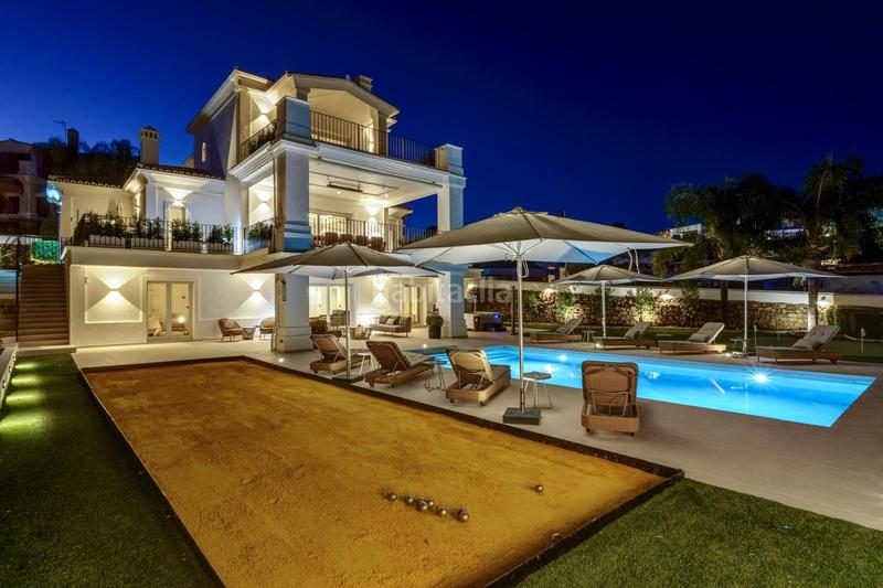 Foto e8c48eac-0d43-4aa4-a26e-23e92da48743. Casa in Los Naranjos Marbella