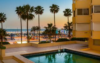 Appartement à Playa Bajadilla - Puertos. Coqueto estudio reformado frente al puerto deportivo de marbella