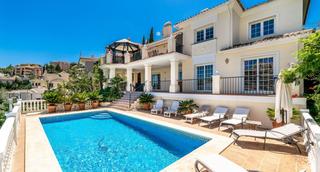 Casa a Santa María. Villa primera linea de golf con vistas al mar