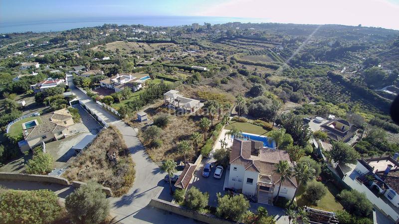Foto 3814e29b-137e-4e5c-a0dc-fbcaf0e3154a. Casa exclusiva villa de lujo con vistas panorámicas al mar en la albertina, en Estepona