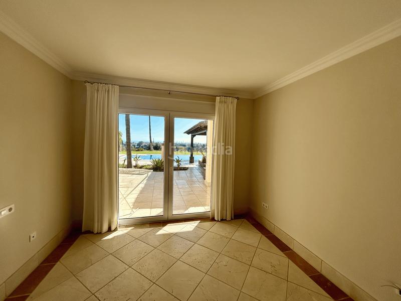 Foto cd4d7a49-f742-42f4-9b2f-e1d3463ee056. Casa exclusiva villa de lujo con vistas panorámicas al mar en la albertina, en Estepona