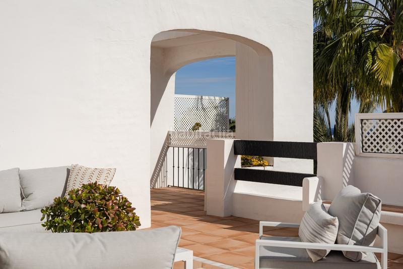 Foto 4abfed8a-1b94-4a78-87ff-52d4f28783f7. Dachwohnung mit parking pool in Puente Romano Marbella