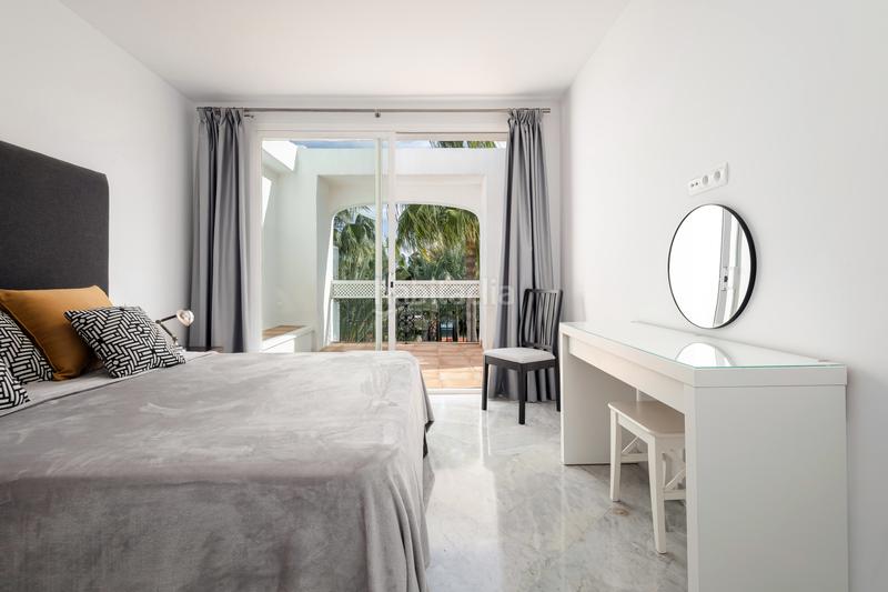 Foto ef3b70c9-9c98-45aa-b94c-30ca1f21ed38. Dachwohnung mit parking pool in Puente Romano Marbella