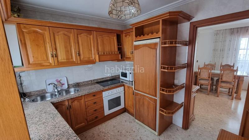 Foto bdeb3eb8-0213-40ba-adeb-1538ffefe9c9. Edifici a genalguacil 8 a Centro Estepona