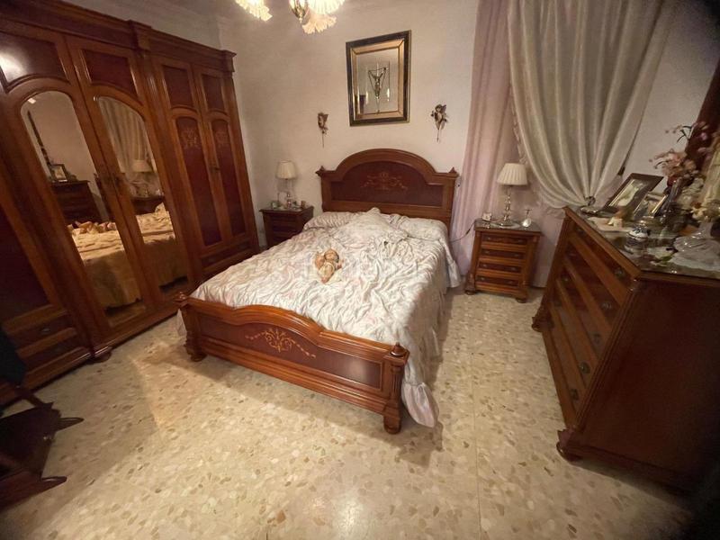 Foto c82c99e7-0a4c-46f8-beb5-b38b673178ea. Edifici a genalguacil 8 a Centro Estepona