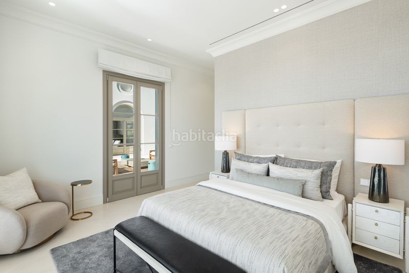 Foto ebe064d0-33ef-4112-96e3-36ac94f4a9e2. Casa amb aparcament piscina a Los Naranjos Marbella