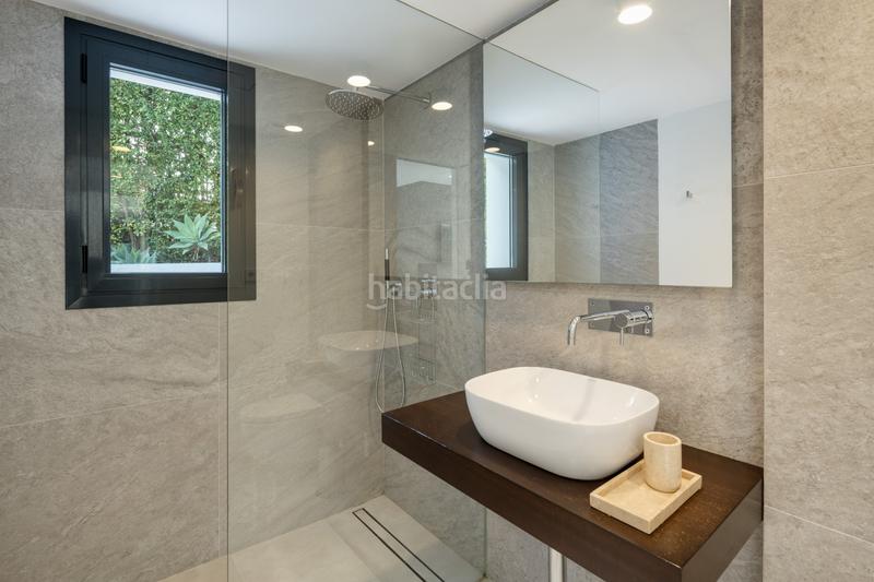 Foto 9be117e6-0da6-4ed9-8446-c946103f4f82. Maison avec parking piscine dans Los Naranjos Marbella