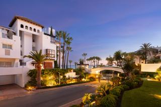 Apartament a Puente Romano. Apartamento de lujo en marina puente romano, marbella golden mil
