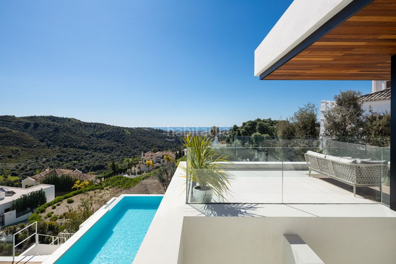 Foto 7b77345e-4a0b-450e-85ce-7f997c071804. Casa amb aparcament piscina a La Quinta Benahavís