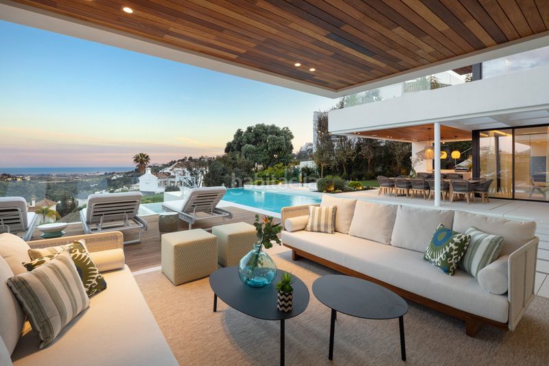 Foto b0b7b585-3d5f-4b0d-8244-ba415e9a7593. Casa amb aparcament piscina a La Quinta Benahavís